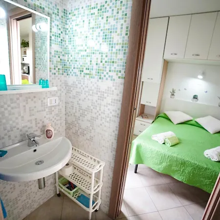 Dolly Monolocali * ポルト・チェザーレオ